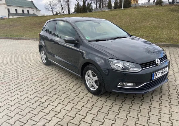 podkarpackie Volkswagen Polo cena 29500 przebieg: 98600, rok produkcji 2015 z Krotoszyn